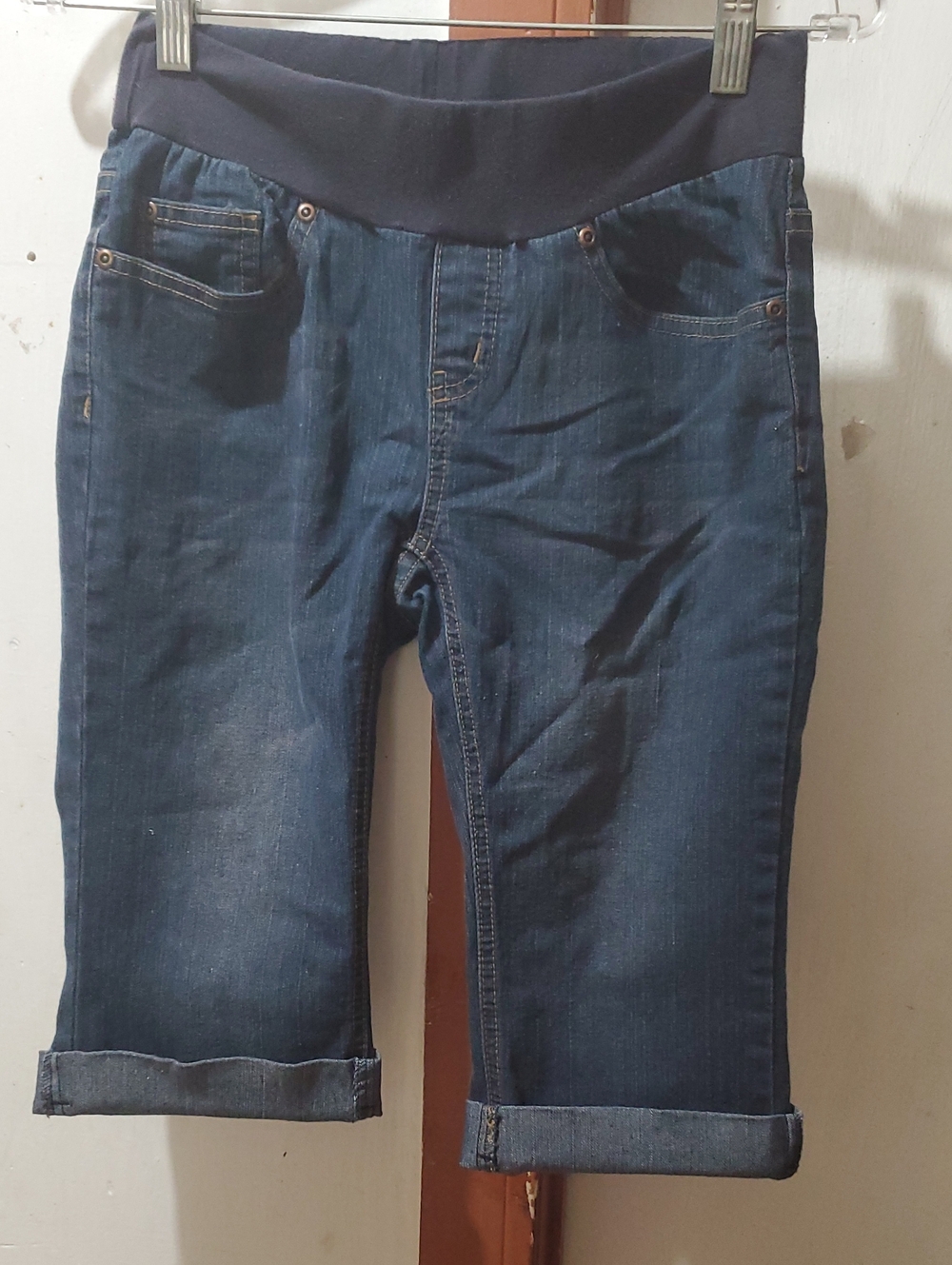 ATTITUDE Dark Blue Maternity Denim Capri Short with Stretc Waistband Size Small